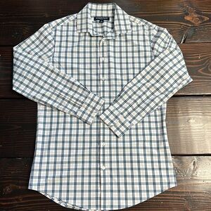 Mizzen and Main Leeward medium trim dress shirt